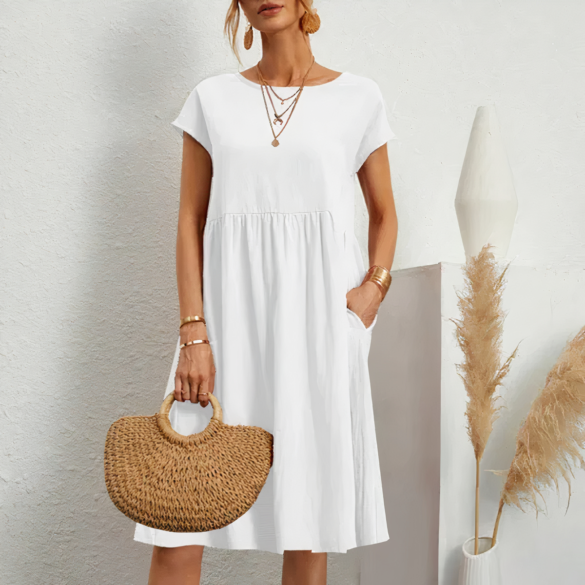 Iren - Knee-Length Dress