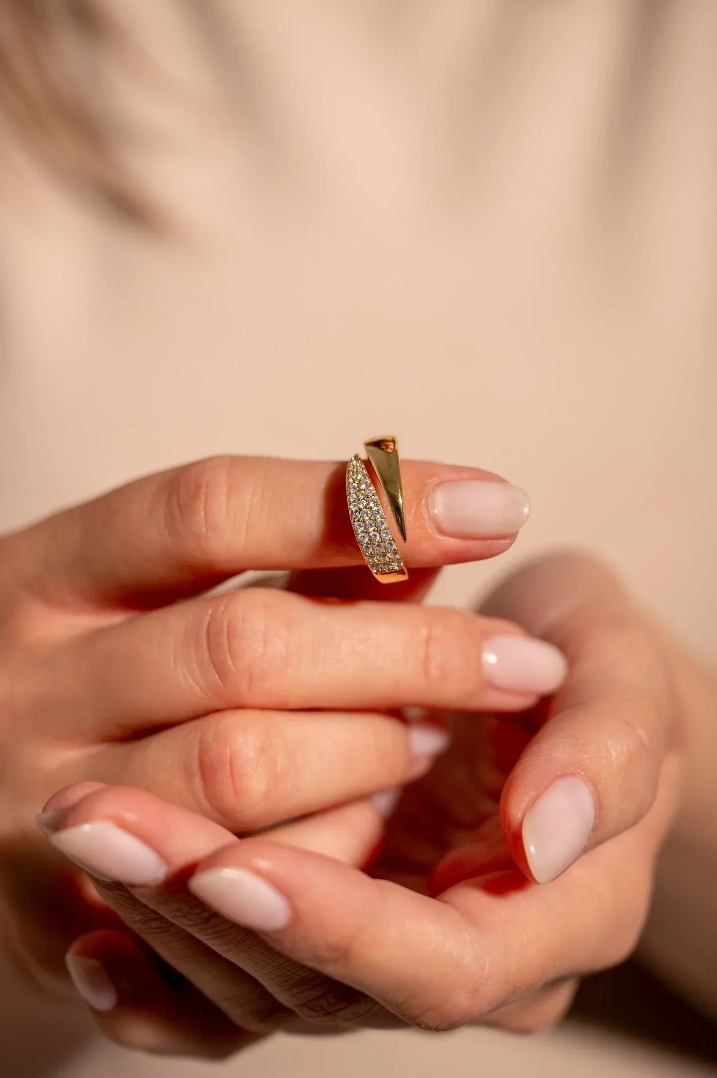 Elegant Gold Ring with Sparkling Stone (1+1 FREE)